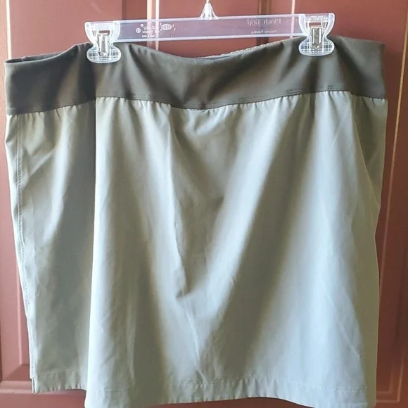 REI CO-OP Army Grrn Stylish  Women's Skort XL - Picture 6 of 8
